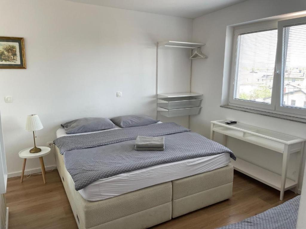 R41 - Tivoli Groundfloor Apartment Ljubljana Bagian luar foto
