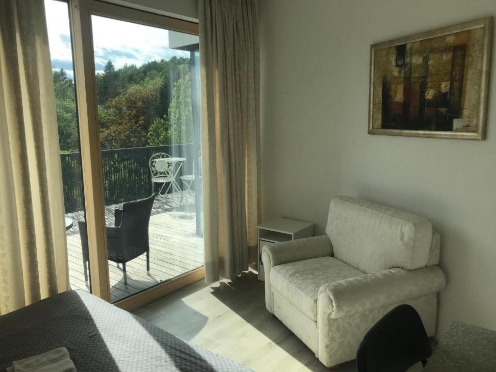 R41 - Tivoli Groundfloor Apartment Ljubljana Bagian luar foto